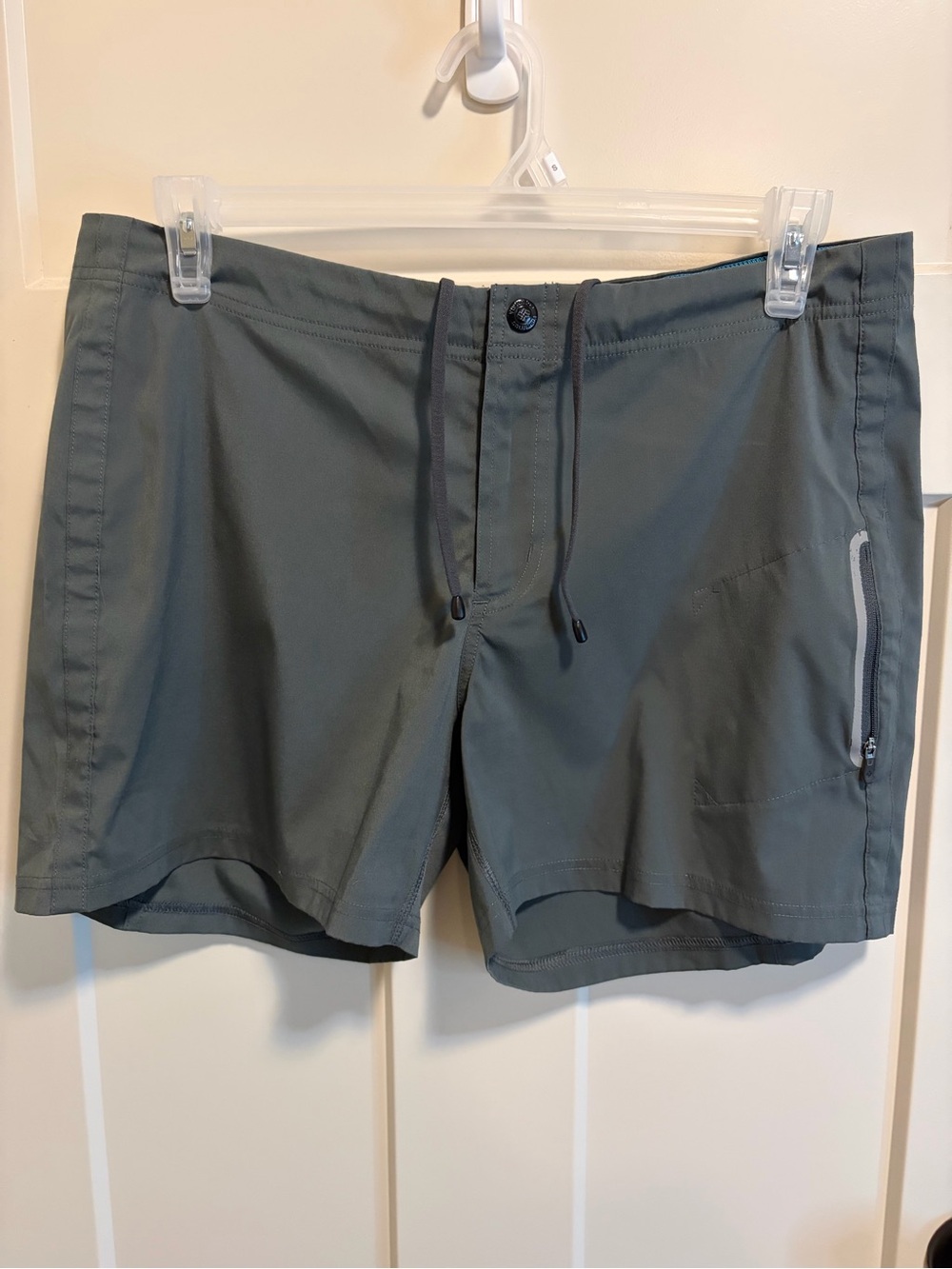 Columbia Women’s Athletic Drawstring Shorts in Slate Gray